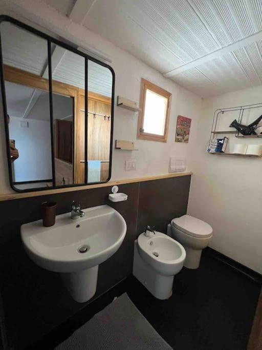 ナポリ Kamyhouse Una Tranquilla Struttura Nel Verdeヴィラ エクステリア 写真